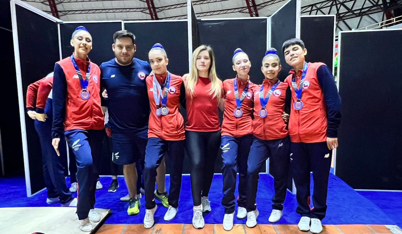 Curicanos destacaron en Panamericano de gimnasia aeróbica en Colombia