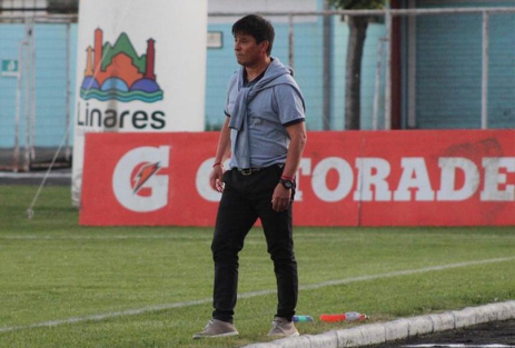 DT de Linares: “Por qué no soñar con llegar a la Primera A”