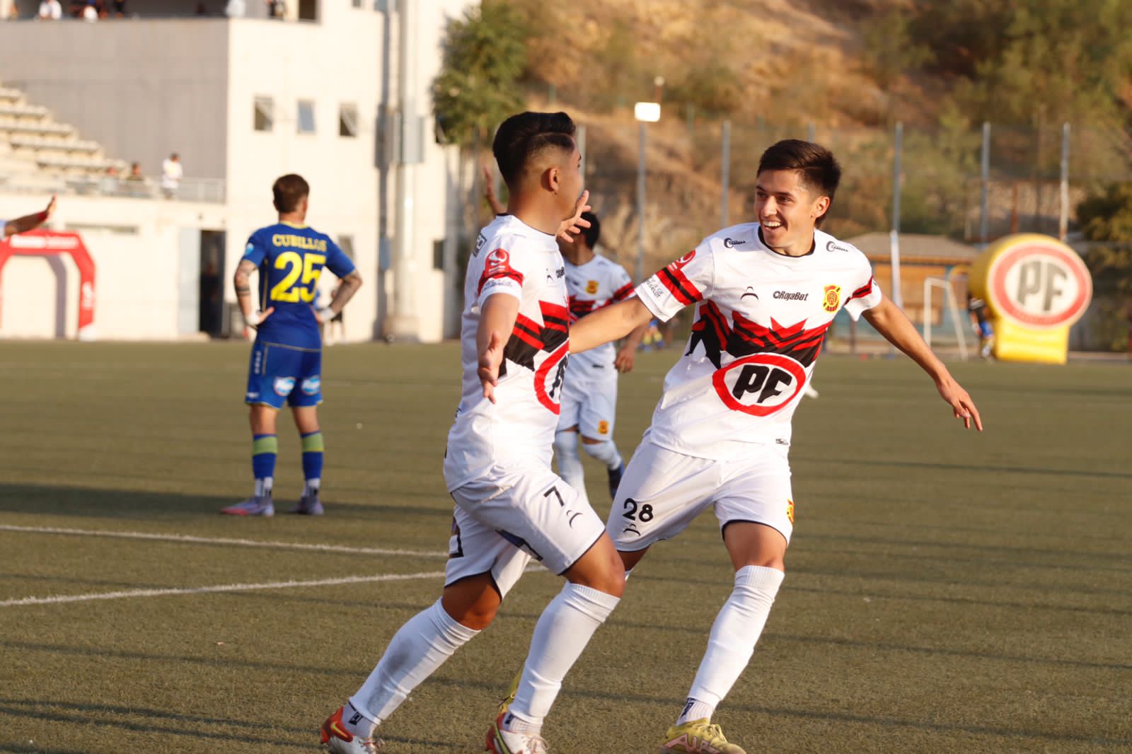 Varios jugadores reaparecen en nómina de convocados en Rangers