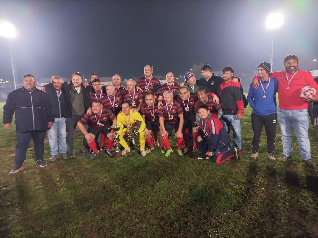 Campeón hay uno solo en la serie de 58 pepas de la Liga Vecinal