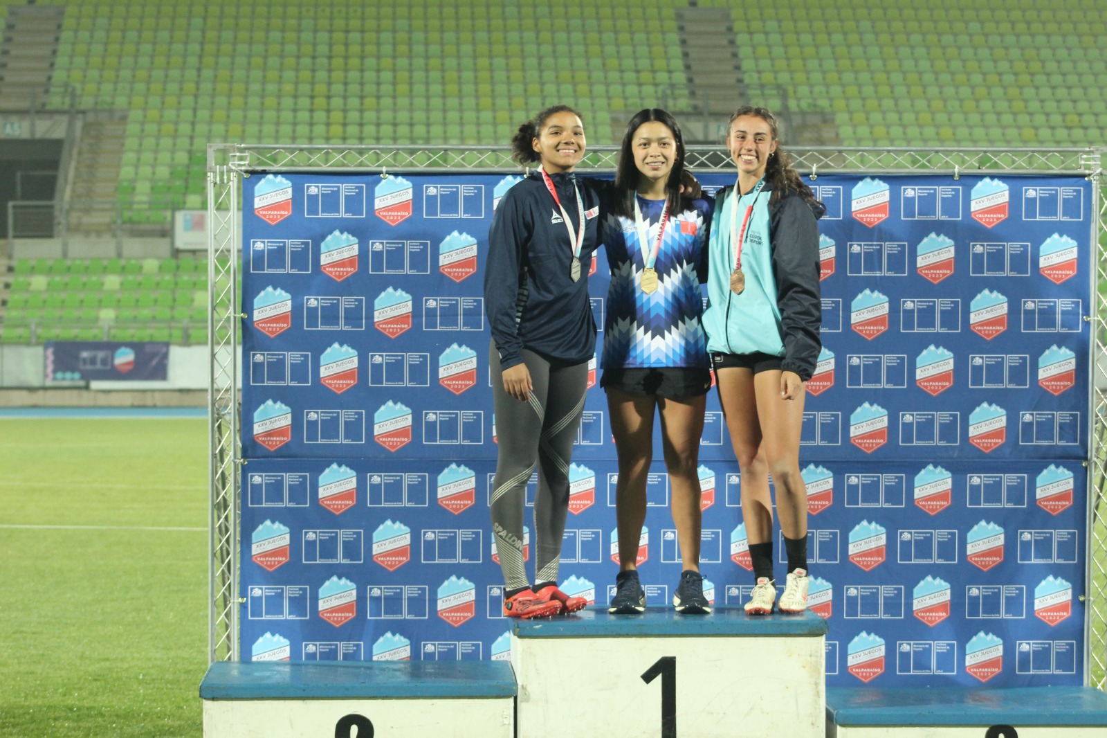 Maulinos iniciaron con medallas los Binacionales 2023