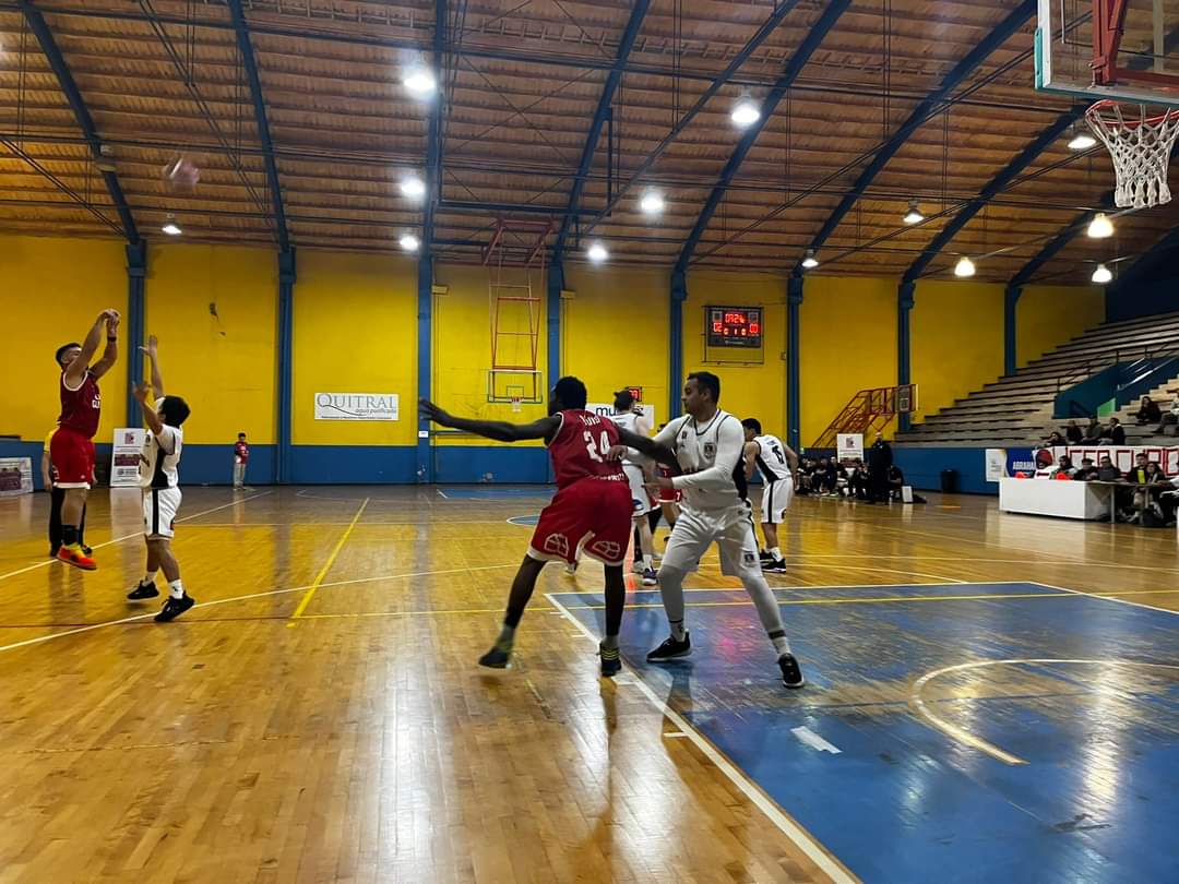 Liceo fue batido en cierre de la primera rueda de la LNB2