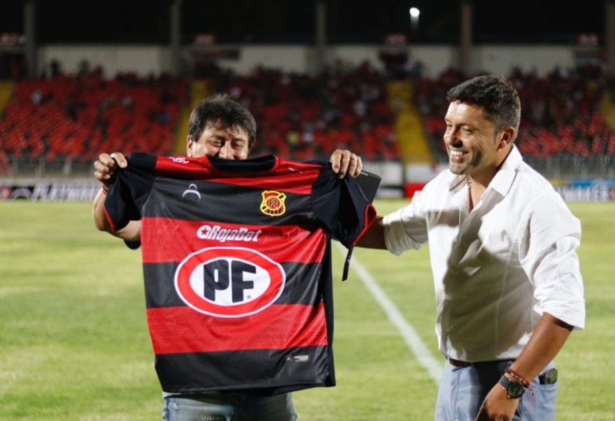 B. González y diálogo con plantel:”Es un poco de transmitir la presión, la preocupación y molestia”