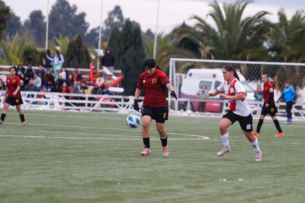 Rangers femenino se pone al día en el torneo del Ascenso