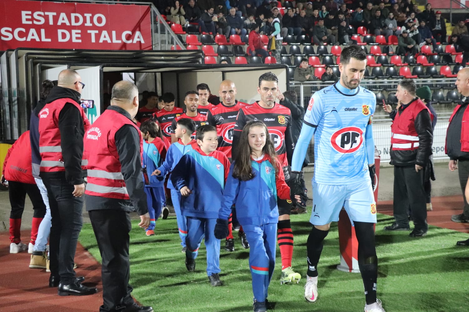 Rojinegro con baja ratificada, espera por dos jugadores y recuperó a otro