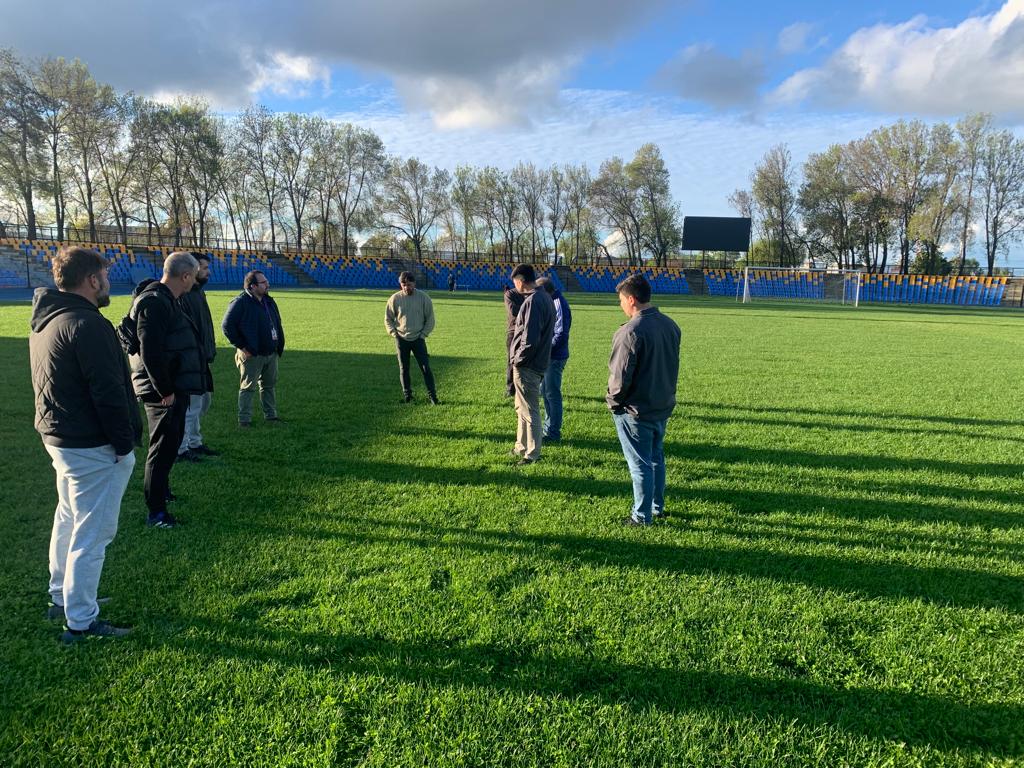 Delegación de Rangers visitó estadio de Cauquenes y hay novedades