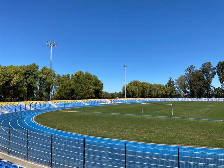 Cuerpo técnico y directivos de Rangers analizarán en terreno nueva opción de localía