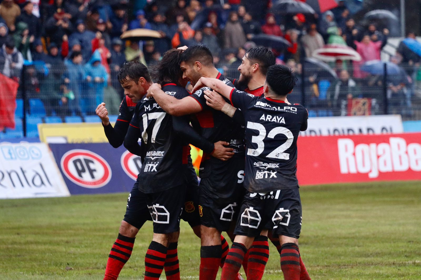 Rangers al fin ganó en el debut de Cavalieri