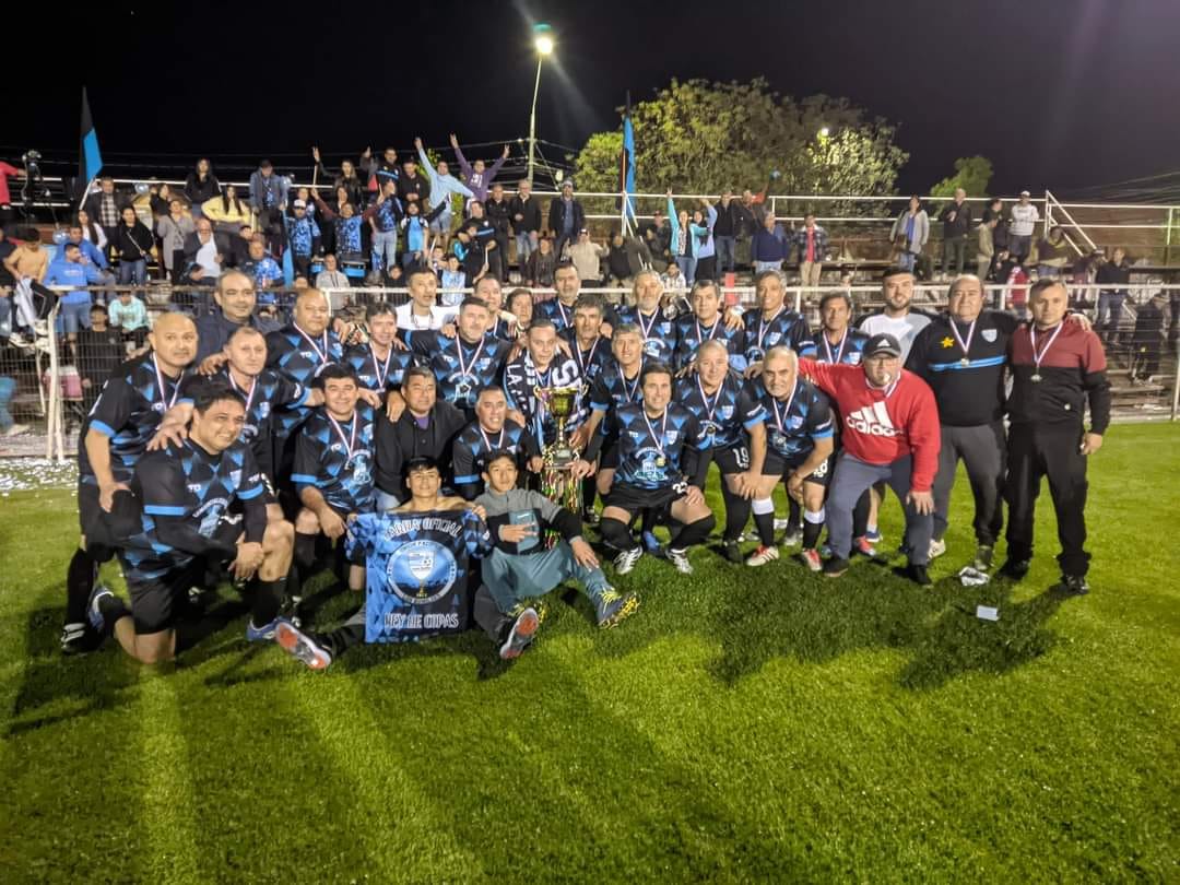 Humildes se sacrificaron para levantar una nueva copa y gritar campeón