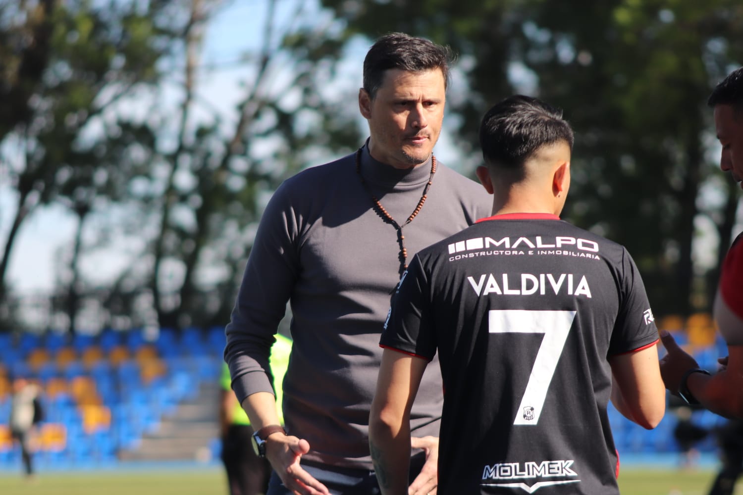 Cavalieri y los cinco defensas: “Quiénes me conocen saben que me gusta otro tipo de juego”