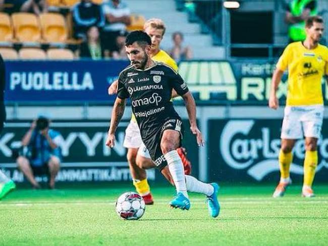 Formado en la UC que viene de jugar en Europa defenderá a Curicó