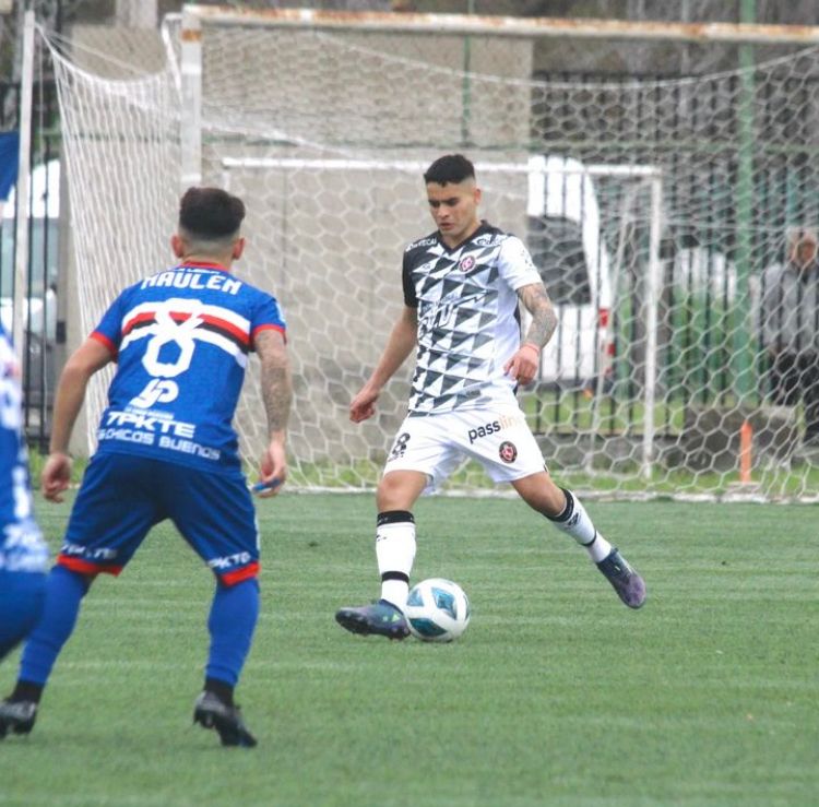 Deportes Linares potenció su mediocampo para este nuevo torneo