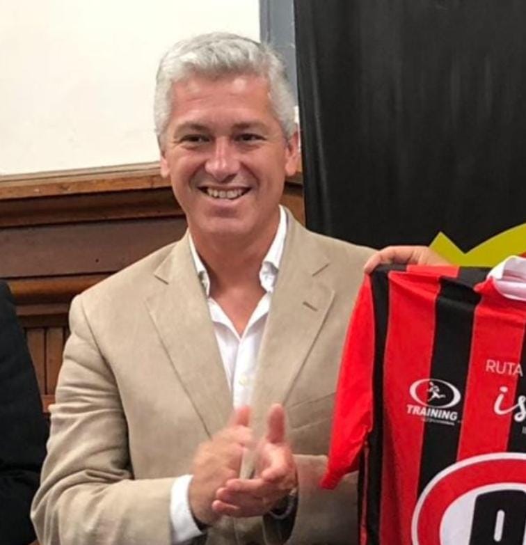 Muñoz: “Los jugadores que esperábamos fichar, como primera opción, ya están”