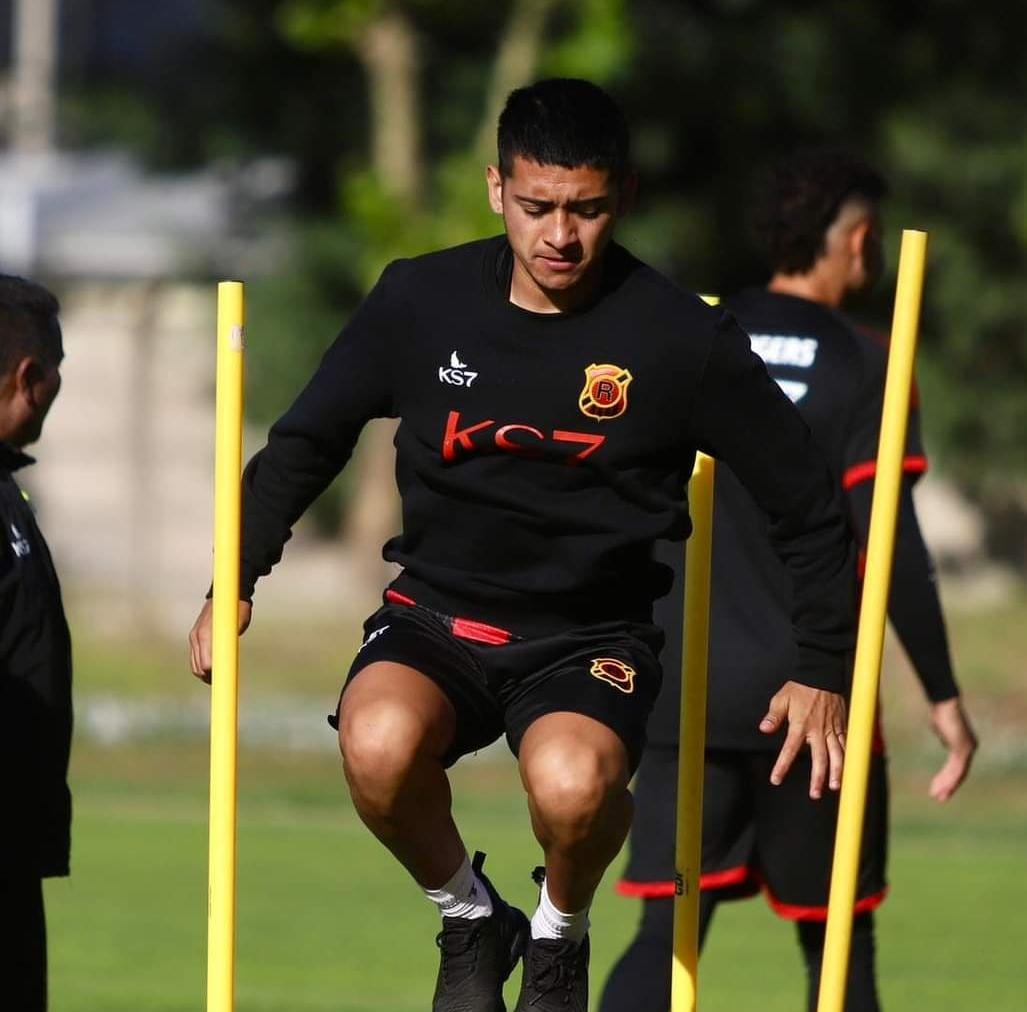 Gary Moya y presente en Rangers: “Tenemos que acostumbrarnos a ganar que queremos el ascenso”