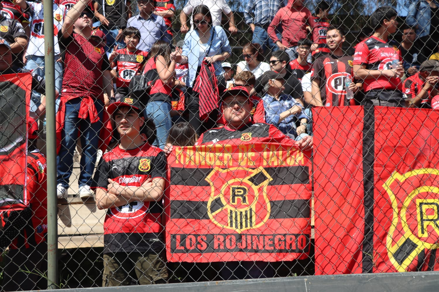 Rangers extendió oferta para sus hinchas