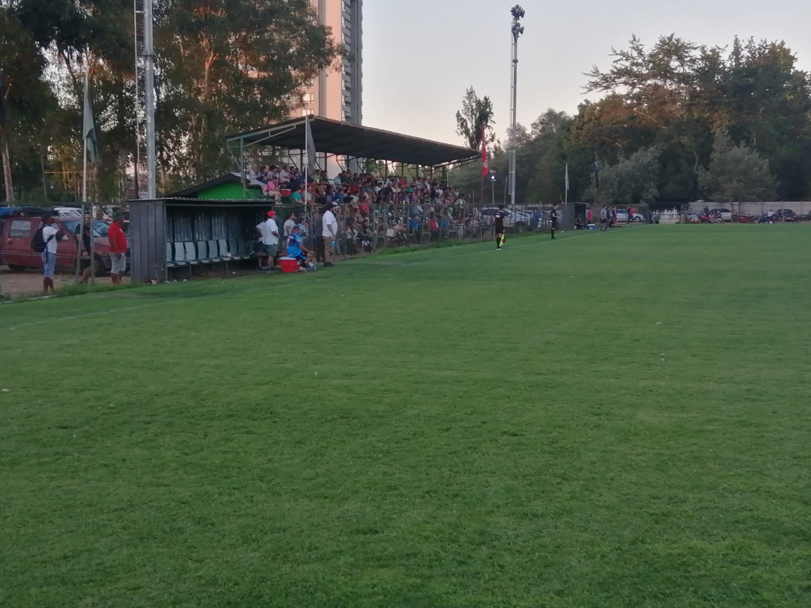 Los Viejos Cracks se juegan el todo por el todo en las liguillas por el título y descenso 