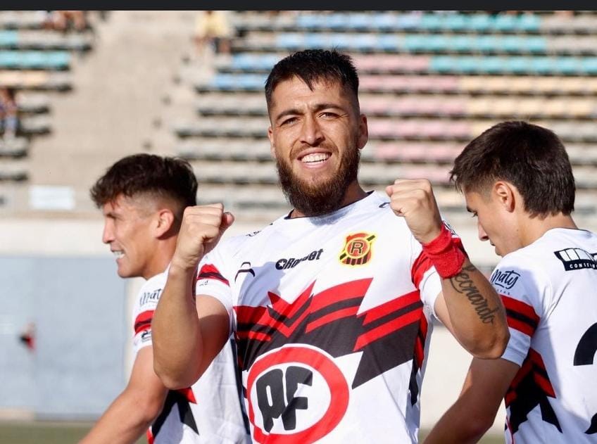 Leonardo Povea aseguró equipo tras irregular paso por Rangers