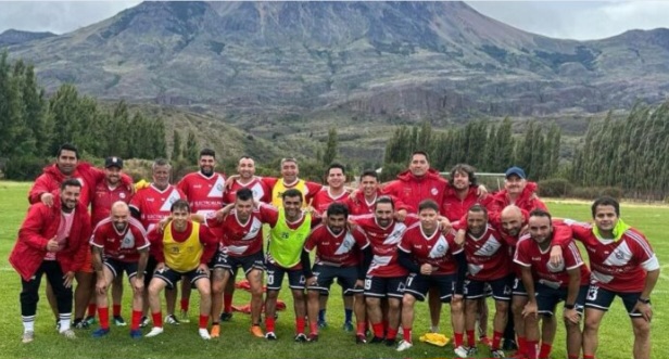 Curicó Unido amateur arrasó en fase de grupos y se metió en semifinales del Interregional Zona Sur