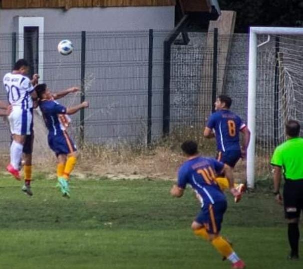 Un equipo eliminado y dos fueron advertidos tras inicio de la Copa de Campeones en honor