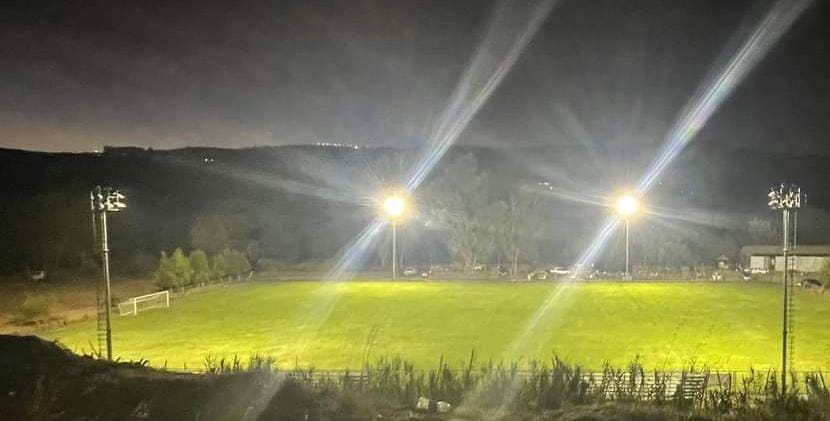 Tremenda noticia: Aurora de Chile ya cuenta con iluminación en su templo deportivo