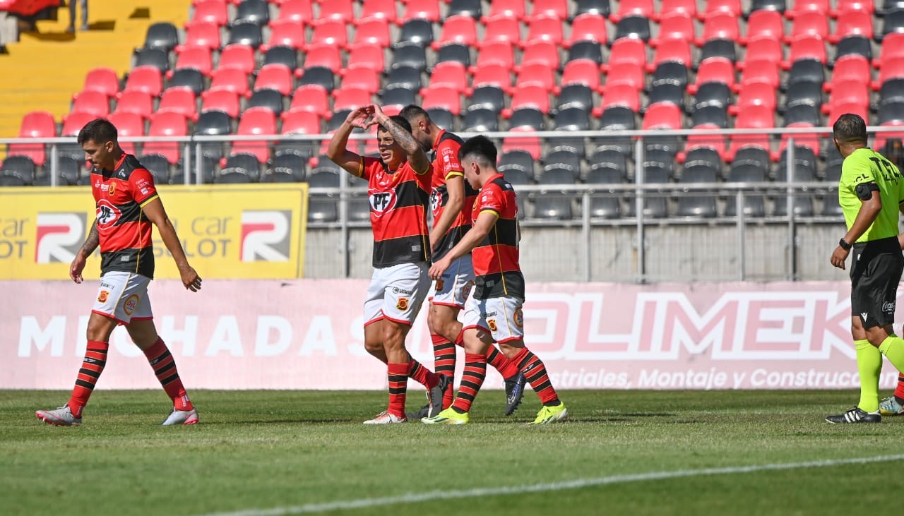Rangers ganó y sigue en la parte alta de la tabla