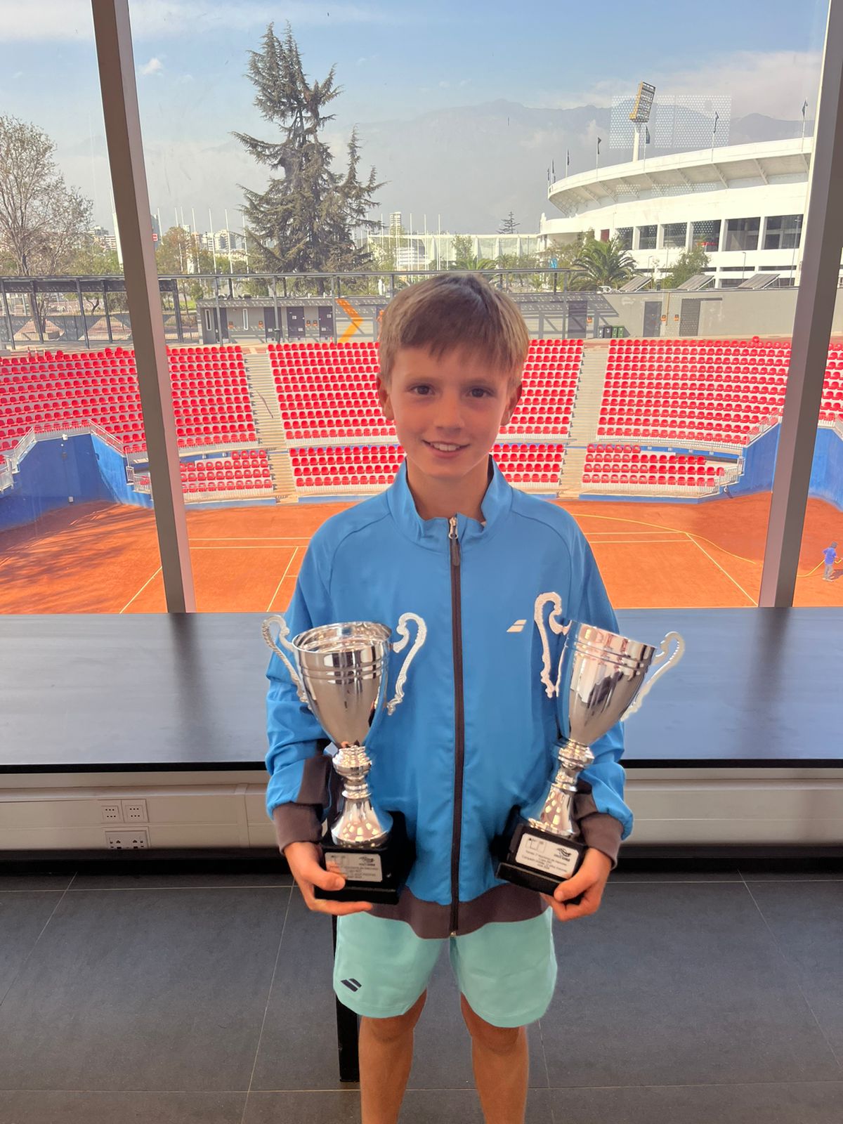 Sencillamente notable: “Facu” Henríquez fue monarca en singles y dobles en Nacional de tenis