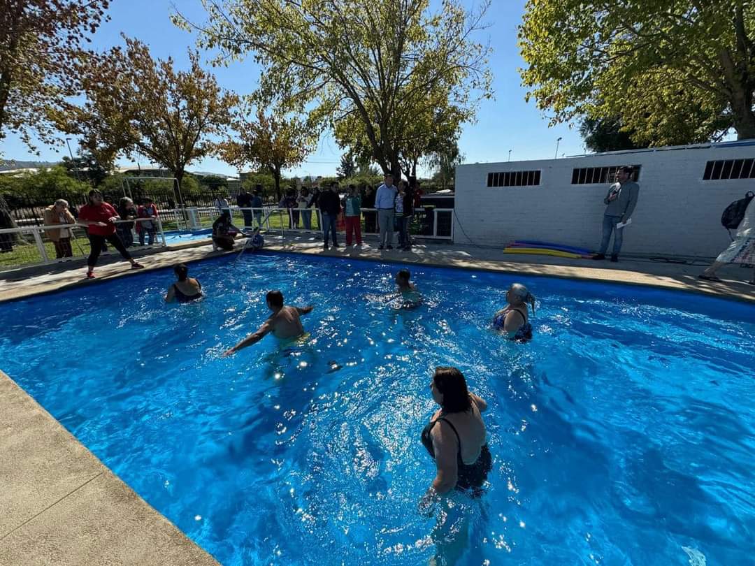 Piscina temperada destaca en nuevo recinto deportivo del sector Norte de Talca