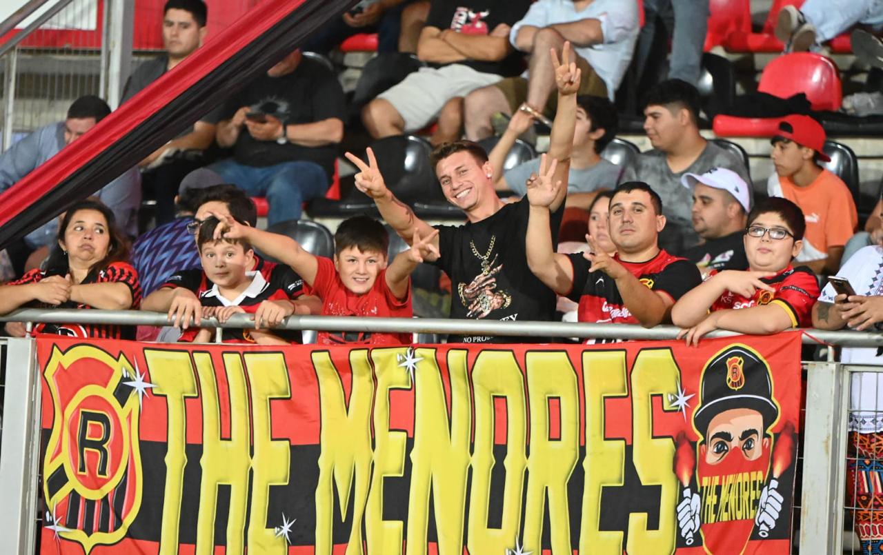 Gerente de Rangers: “Nada justifica el ingreso de público al terreno de juego”