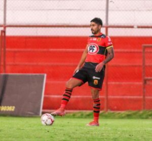 Bastián San Juan molesto por trato de los hinchas: “Eso no se hace”