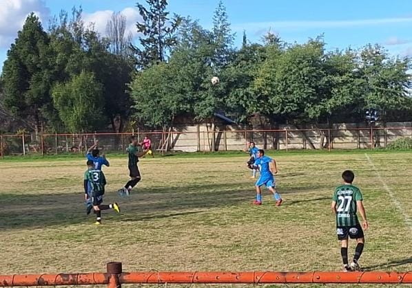 Noticias con las Copas de Campeones en honor y 35 años