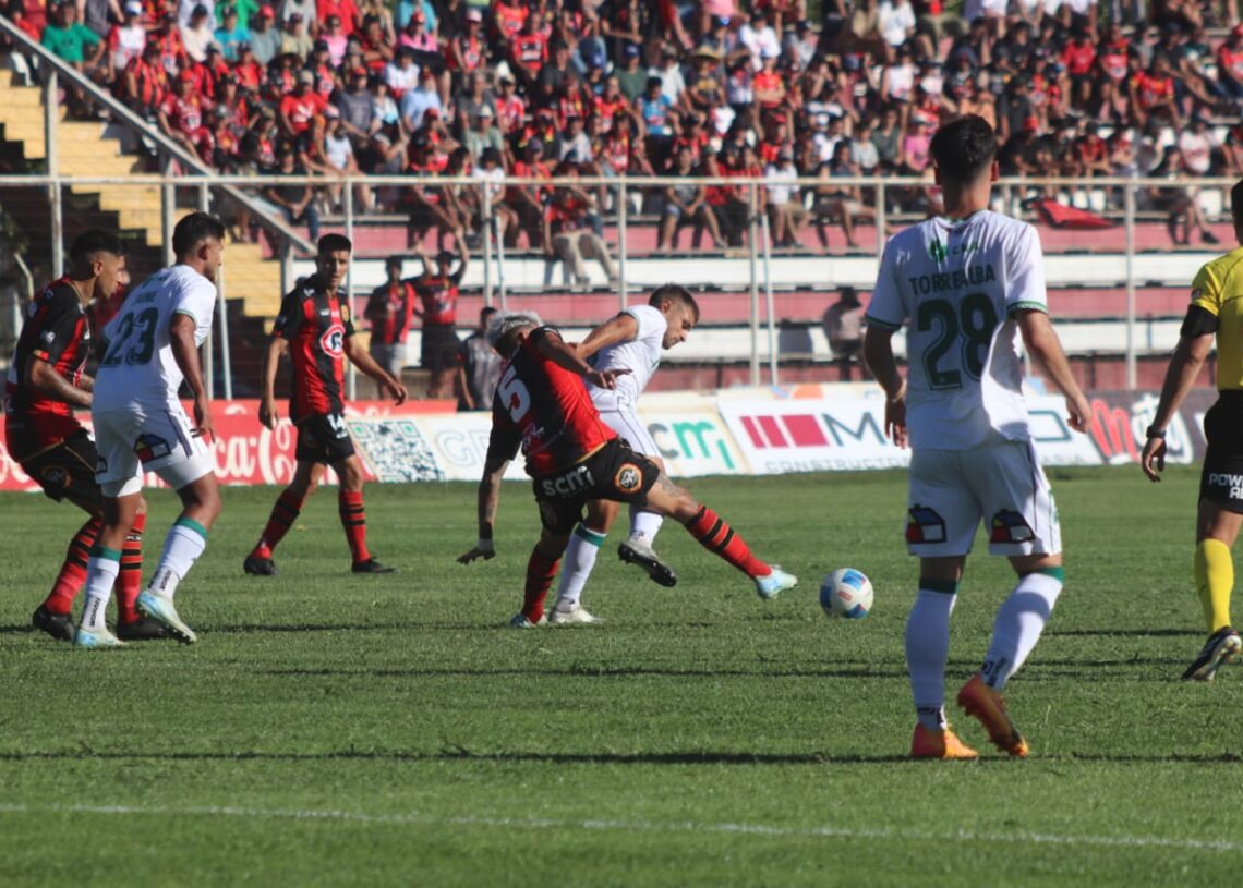 Así se jugarán las primeras tres fechas del torneo de la B con Rangers y Curicó en acción