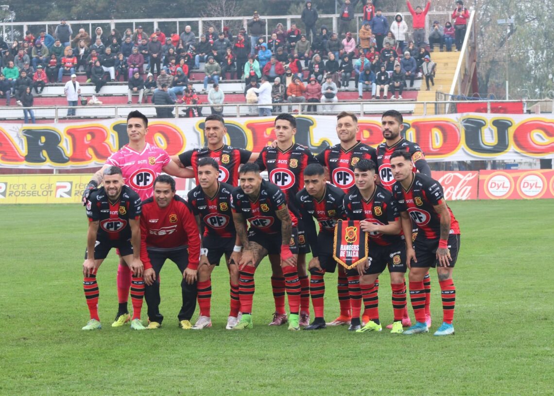 Rangers modifica sus piezas para retornar a las victorias