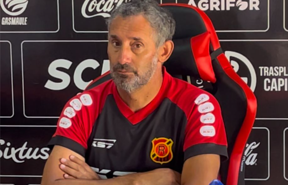 Miguel Ponce: “Hay una misión como local, que nos lleva a pensar y a estar inquietos”
