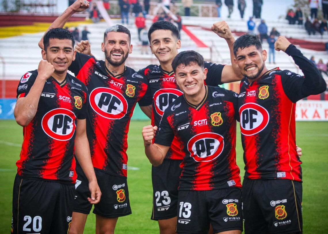 La duda que tendría Erwin Durán para el partido con Santa Cruz