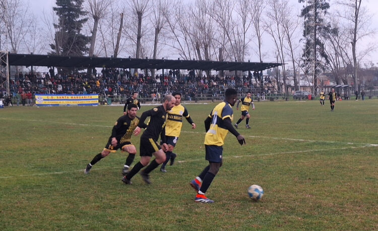 18 de Septiembre de Talca tiene rival para la final regional en 35 años