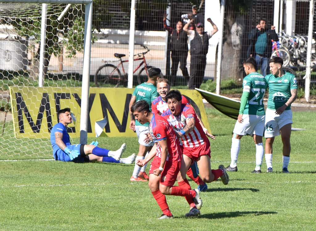 Linares participó en reunión clave por el futuro formato del campeonato 2026 de Segunda