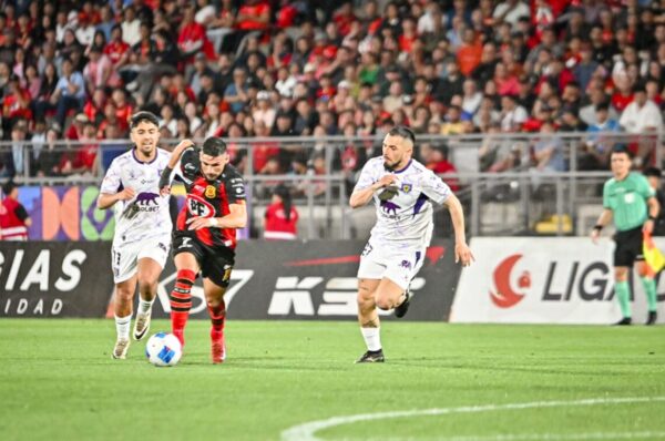 Rangers de Talca aseguró su presencia en liguilla con una trabajada victoria ante Concepción